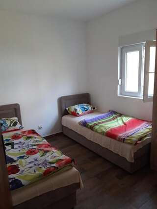Дома для отпуска Marko Apartman Вирпазар Дом с 2 спальнями-23