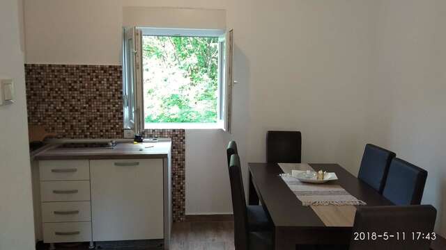 Дома для отпуска Marko Apartman Вирпазар-11